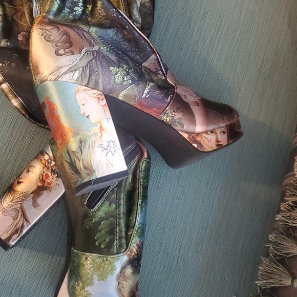 Current Mood - Picture 3 of 7